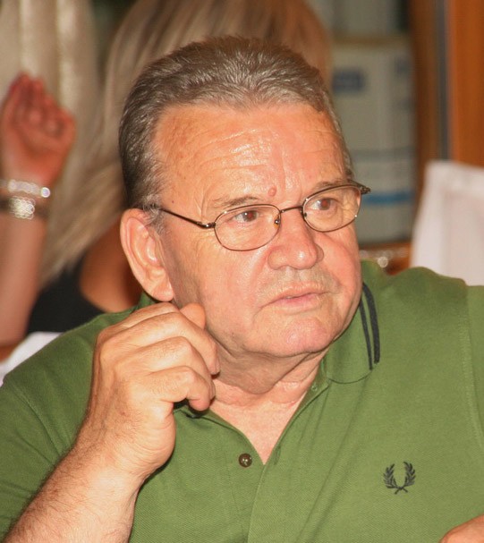 Γιάννης Καλογρής.jpg