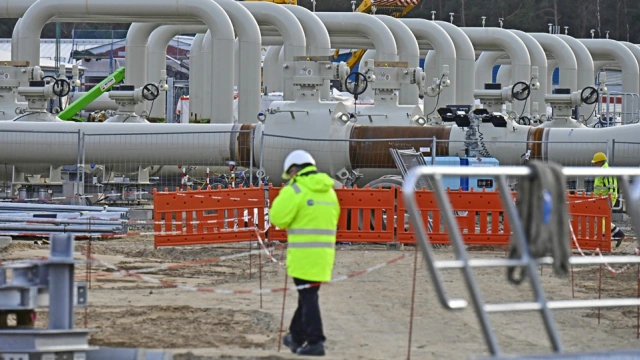 natural_gas_pipes_art
