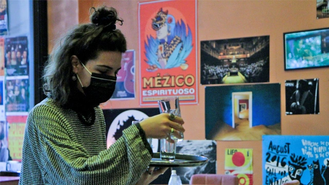 estiasi_metra_covid_xr